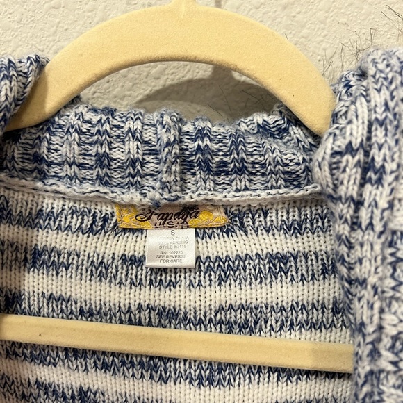 Women’s button down cable knit cardigan fur collar - Picture 6 of 10